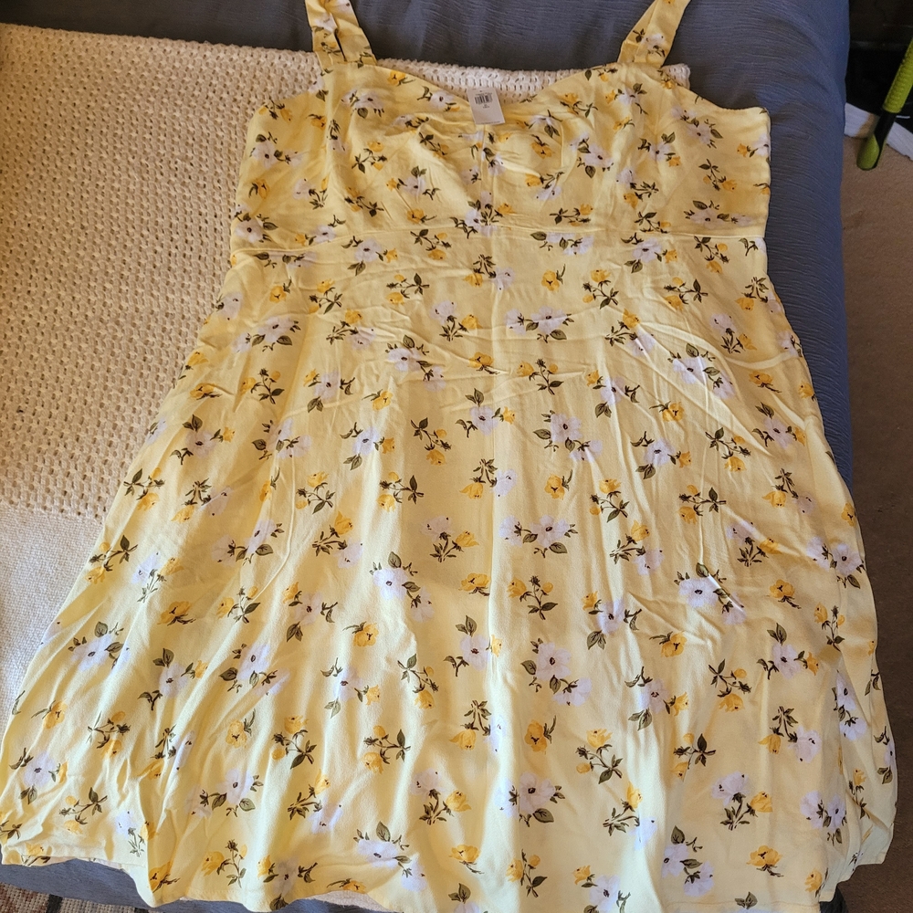 Old Navy Yellow Floral Dress